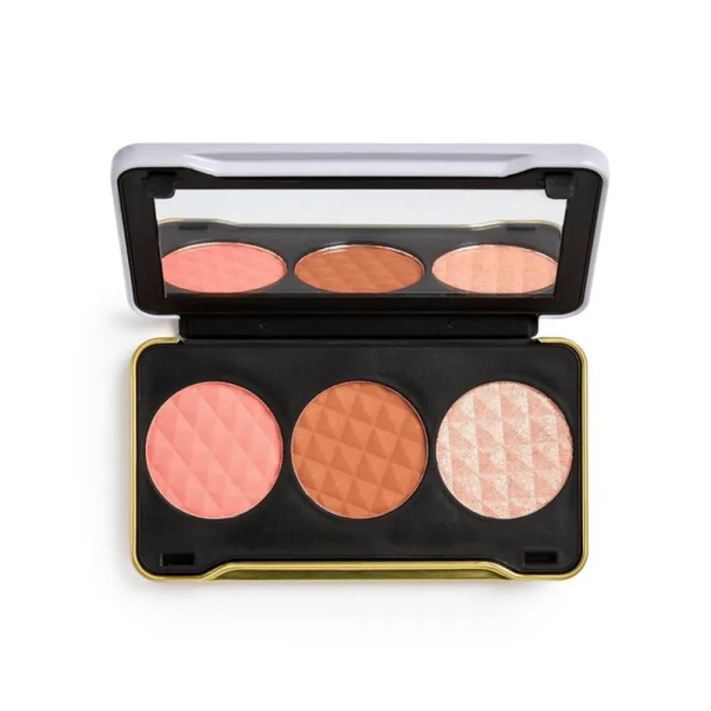 Makeup Revolution Patricia Bright Summer Sunrise Face Size: 2.2gm